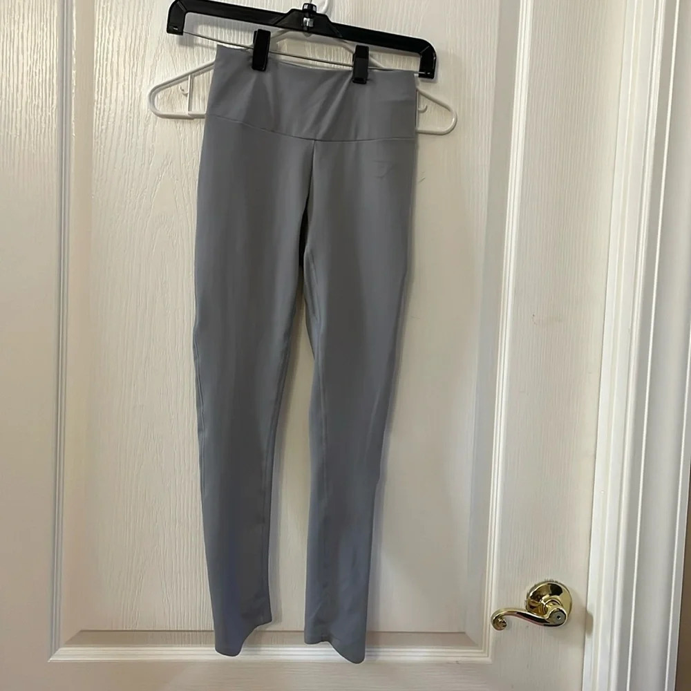 GymShark Women’s LEGGINGS Size XS